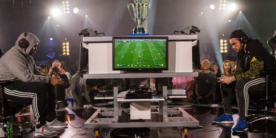 The Rise of FIFA Cybersport: How Virtual Football is Taking the Gaming World by Storm